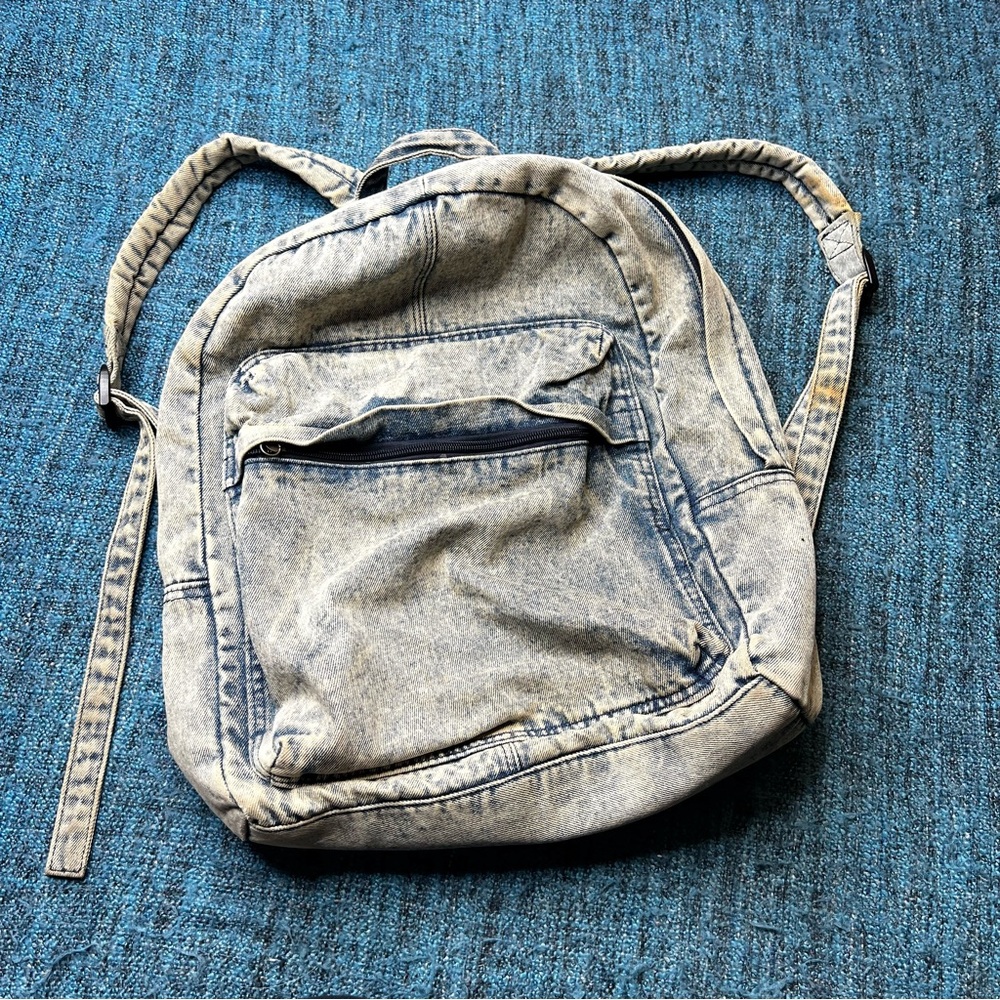 UO Deena & Ozzy Acid Washed Denim Distressed Backpack Retro 90s Style Vintage